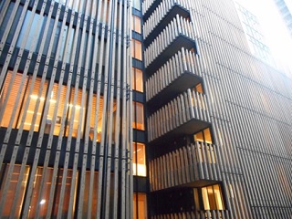 日本圧着端子製造株式会社